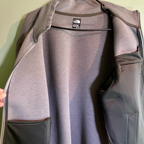 XL Men’s grey Columbia medium weight coat (posted more pics) - Picture 3 of 14